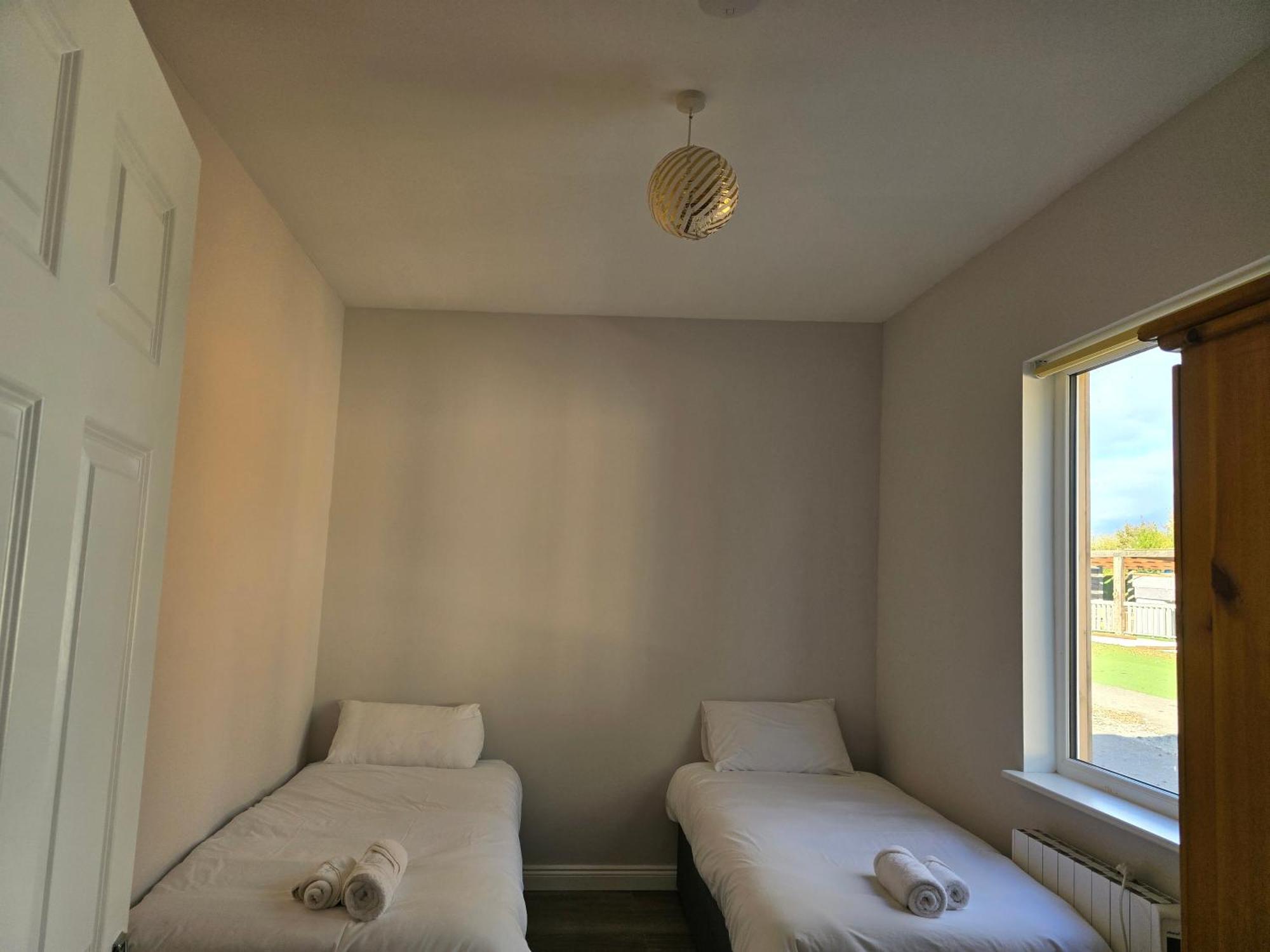 The Dutch Tulip Hotel Мэллов Экстерьер фото